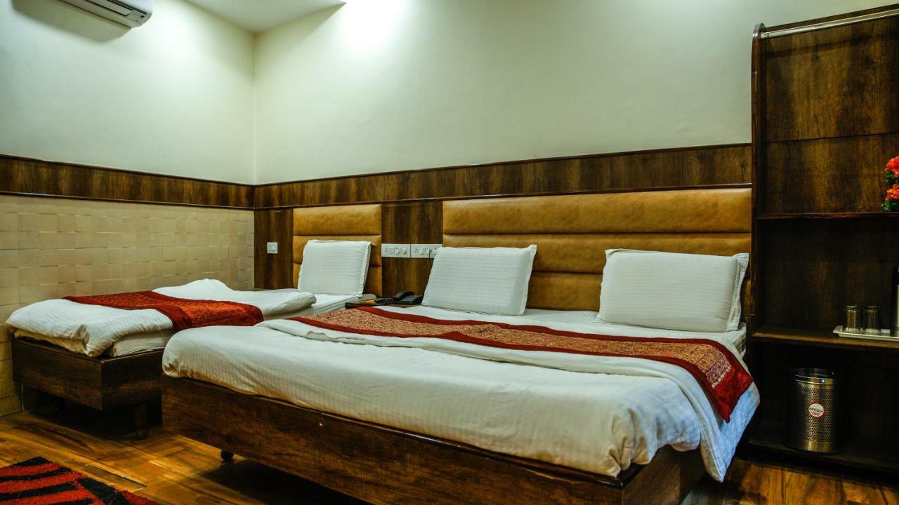 Hotel Raghunath Jammu Exterior photo